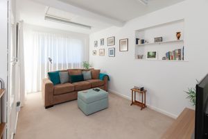 Family Room- click for photo gallery